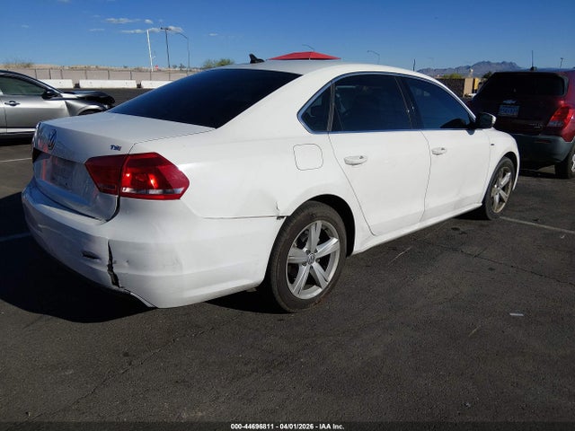 1VWAT7A32FC109691 Volkswagen Passat 1.8t Limited Edition