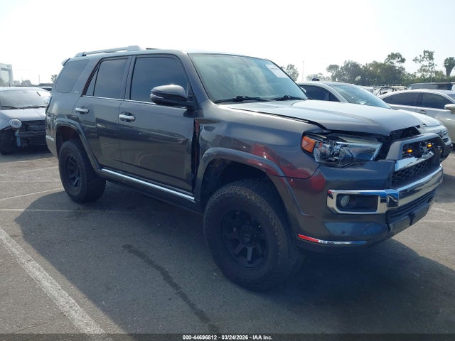 2019 TOYOTA 4RUNNER JTEBU5JRXK5719703