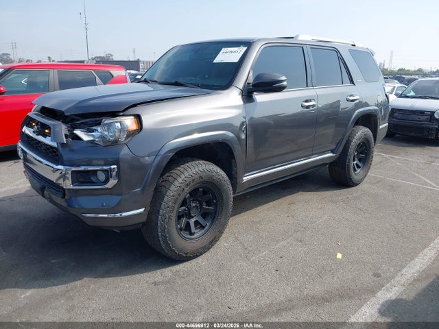 2019 TOYOTA 4RUNNER JTEBU5JRXK5719703 Photo 1