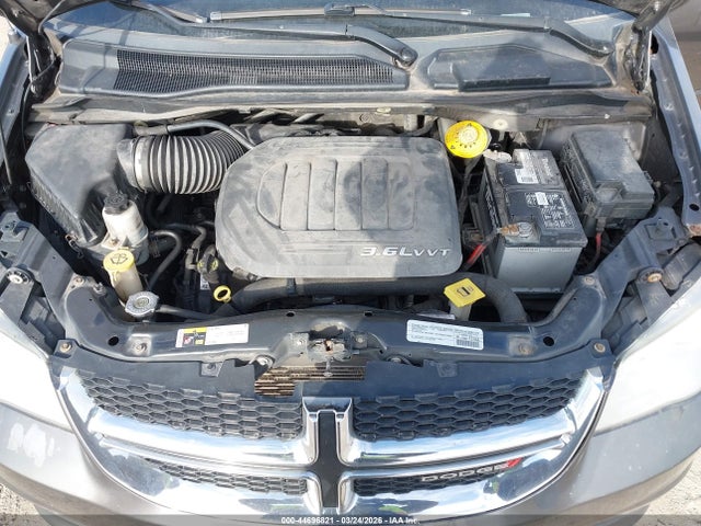 Auction sale of the 2015 Dodge Grand Caravan Sxt, vin: 2C4RDGCG7FR533037, lot number: 44696821