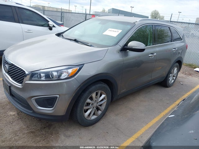 5XYPGDA37JG377169 KIA Sorento 2.4l Lx