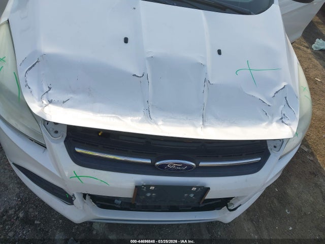 1FMCU9GX7EUE14428 Ford ESCAPE SE