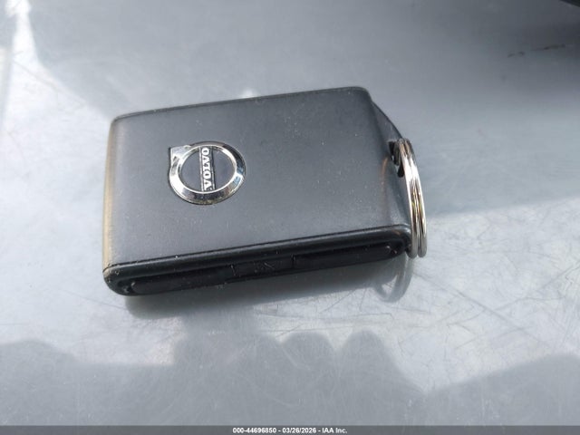 2019 VOLVO XC40 YV4162XZ0K2019932 Photo 10