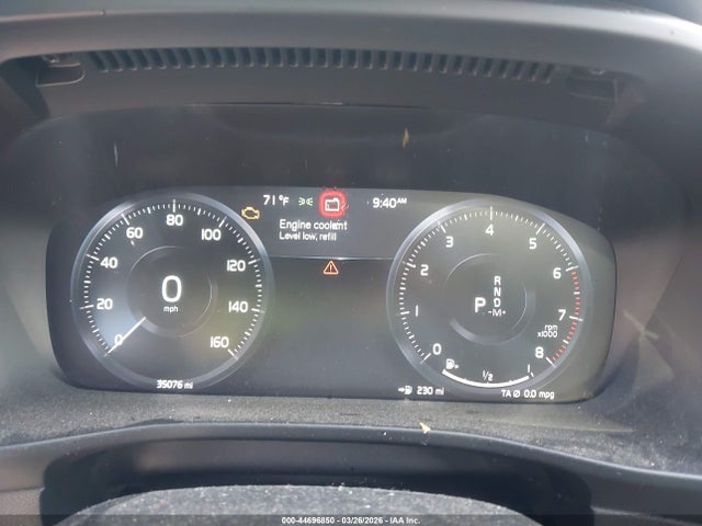 2019 VOLVO XC40 YV4162XZ0K2019932 Photo 6