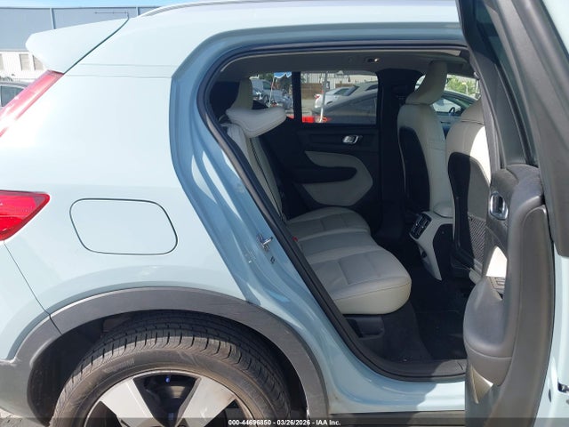 2019 VOLVO XC40 YV4162XZ0K2019932 Photo 7