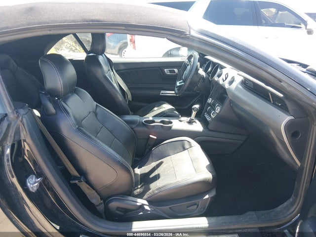 Продаж на аукціоні авто 2020 Ford Mustang Ecoboost Premium, vin: 1FATP8UH1L5119874, номер лоту: 44696854