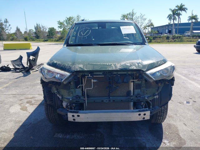 2021 TOYOTA 4RUNNER JTEBU5JR0M5922327 Photo 5