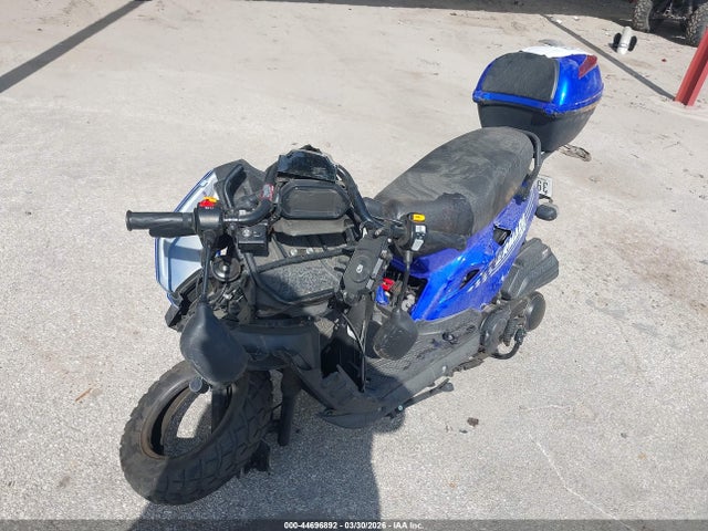 HZ2TBCN57S1001299 Vita 250
