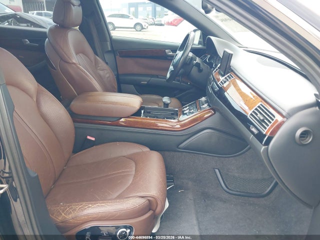 2011 AUDI A8 L WAURVAFD6BN016196 Photo 4
