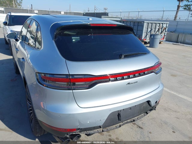Porsche Macan 2020 WP1AA2A52LLB15076 Image 6