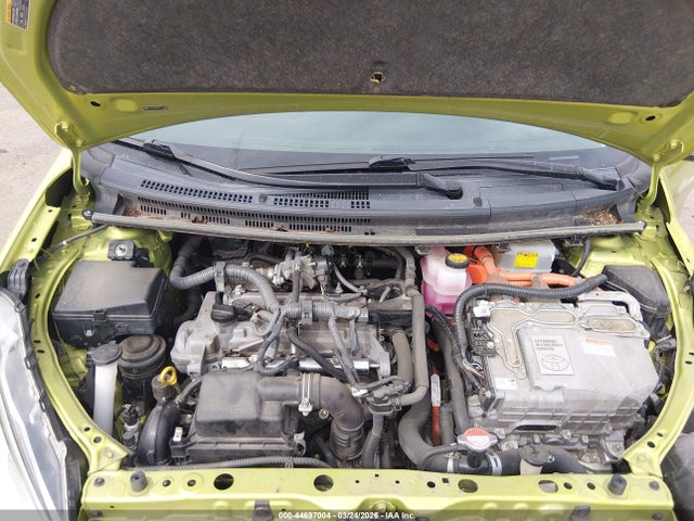 2015 Toyota Prius C Two მანქანა იყიდება აუქციონზე, vin: JTDKDTB31F1112282, აუქციონის ნომერი: 44697004