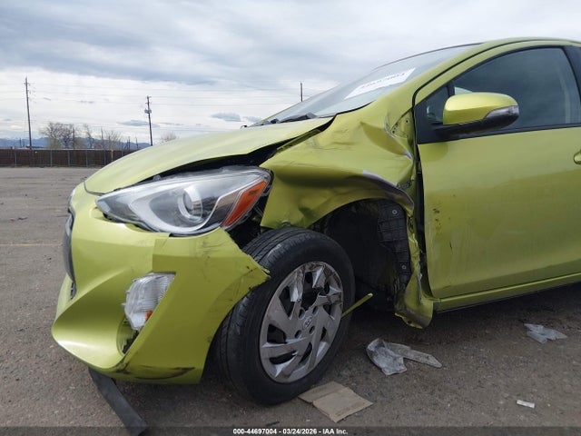 2015 Toyota Prius C Two მანქანა იყიდება აუქციონზე, vin: JTDKDTB31F1112282, აუქციონის ნომერი: 44697004