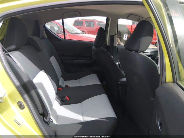 2015 Toyota Prius C Two მანქანა იყიდება აუქციონზე, vin: JTDKDTB31F1112282, აუქციონის ნომერი: 44697004