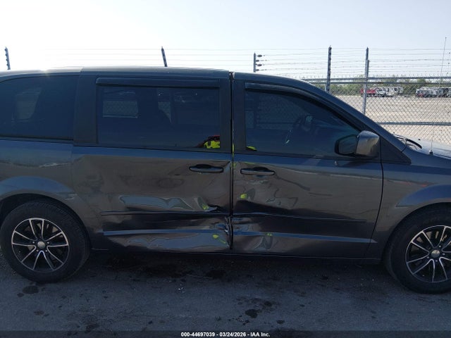 2C4RDGEG2HR618920 Dodge Grand Caravan Gt