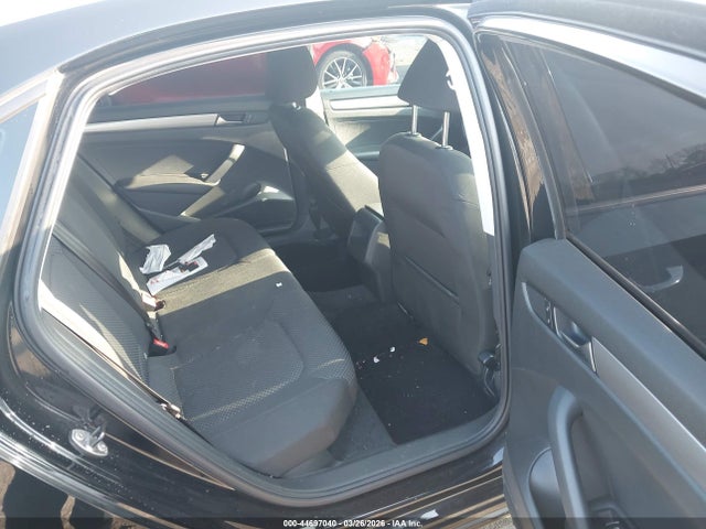 44697040 :رقم المزاد ، 1VWAH7A33CC025327 vin ، 2012 Volkswagen Passat 2.5l S مزاد بيع