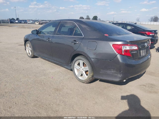 2012 TOYOTA CAMRY 4T1BF1FK5CU126661 Photo 2