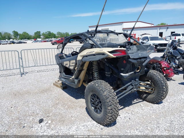 2023 CAN-AM MAVERICK X3 3JBVJAV41PE000890 Photo 2