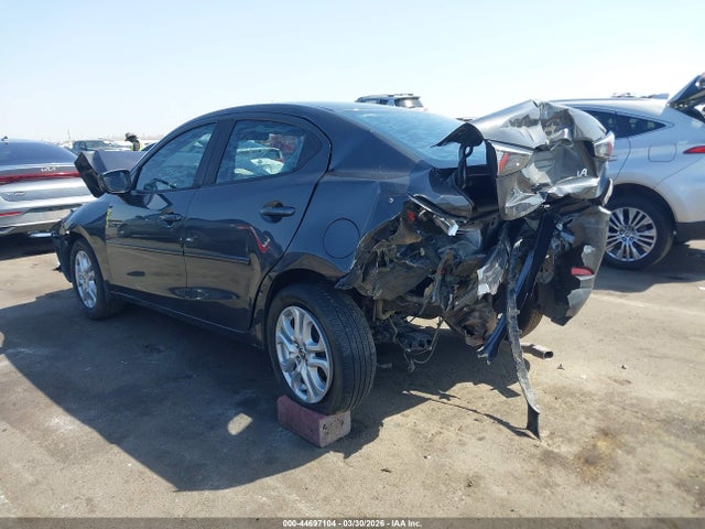 3MYDLBZV6GY146956 Scion IA