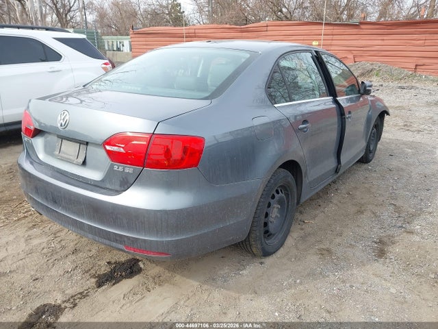 2013 Volkswagen Jetta 2.5l Se მანქანა იყიდება აუქციონზე, vin: 3VWDP7AJ3DM397703, აუქციონის ნომერი: 44697106