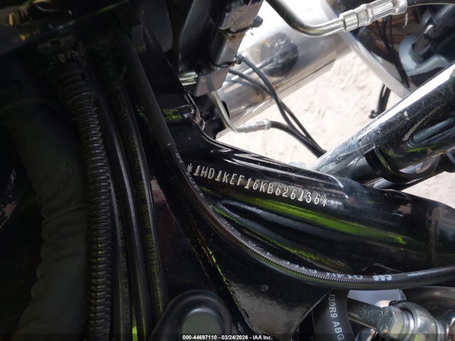 Harley-Davidson FLHTK 2019 1HD1KEF16KB626136 Image 10