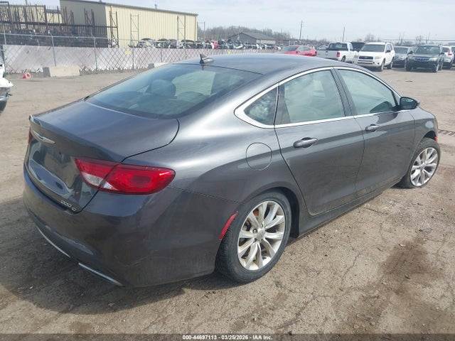 44697113 :رقم المزاد ، 1C3CCCCG5FN618834 vin ، 2015 Chrysler 200 C مزاد بيع