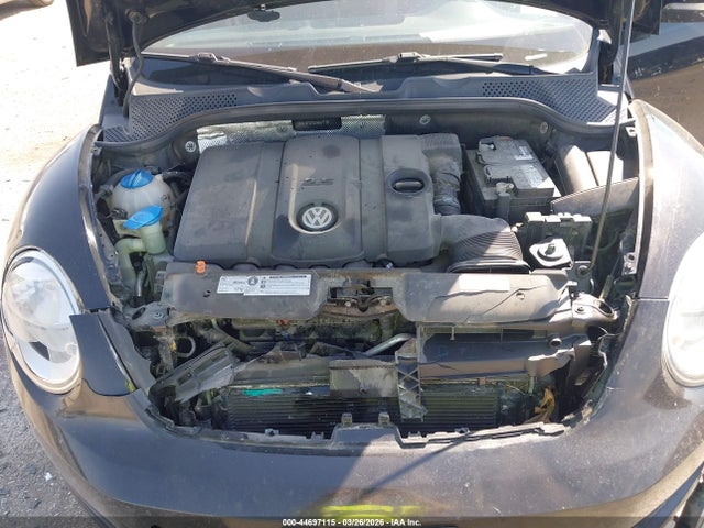 Продаж на аукціоні авто 2012 Volkswagen Beetle 2.5l, vin: 3VWJX7ATXCM647716, номер лоту: 44697115