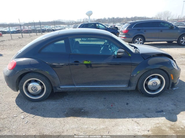 Продаж на аукціоні авто 2012 Volkswagen Beetle 2.5l, vin: 3VWJX7ATXCM647716, номер лоту: 44697115