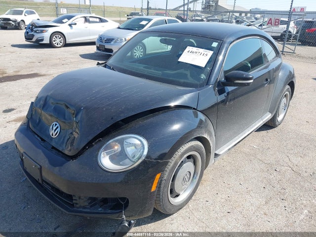 Продаж на аукціоні авто 2012 Volkswagen Beetle 2.5l, vin: 3VWJX7ATXCM647716, номер лоту: 44697115