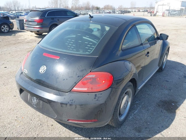 Продаж на аукціоні авто 2012 Volkswagen Beetle 2.5l, vin: 3VWJX7ATXCM647716, номер лоту: 44697115
