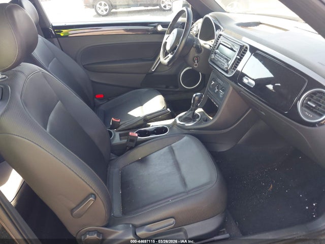 Продаж на аукціоні авто 2012 Volkswagen Beetle 2.5l, vin: 3VWJX7ATXCM647716, номер лоту: 44697115