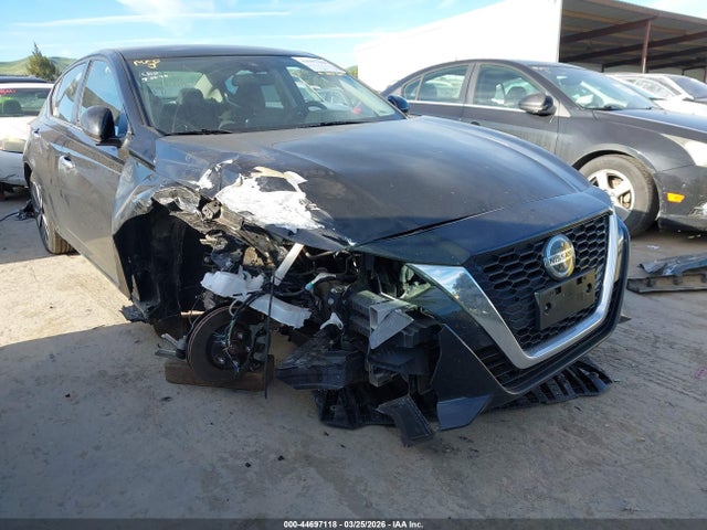 1N4BL4DV0MN418831 Nissan Altima Sv Fwd