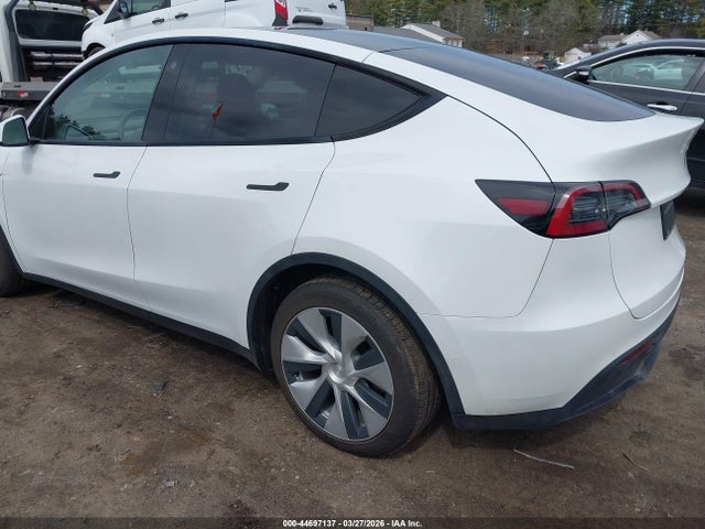 44697137 :رقم المزاد ، 7SAYGDEE2NF442946 vin ، 2022 Tesla Model Y Long Range Dual Motor All-wheel Drive مزاد بيع