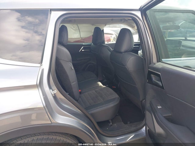 Продаж на аукціоні авто 2023 Mitsubishi Outlander Se 2.5 2wd/se Black Edition 2wd/se Special Edition 2wd, vin: JA4J3UA80PZ021938, номер лоту: 44697140
