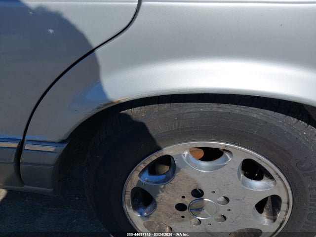 1988 MERCEDES-BENZ 560 WDBCA39D4JA410148 Photo 5