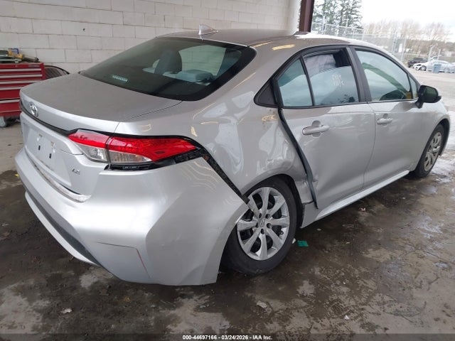 Toyota COROLLA LE 2022 5YFEPMAE3NP336547 Image 4