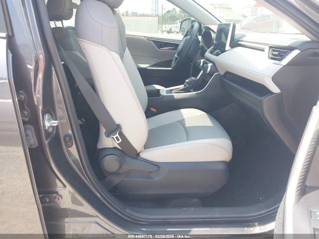 2T3C1RFV6PW250379 Toyota Rav4 Xle Premium