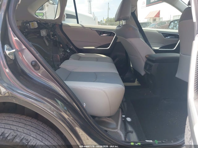 2T3C1RFV6PW250379 Toyota Rav4 Xle Premium