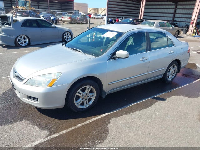 44697180 :رقم المزاد ، 1HGCM56307A146081 vin ، 2007 Honda Accord 2.4 Se مزاد بيع
