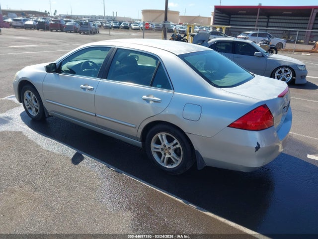 44697180 :رقم المزاد ، 1HGCM56307A146081 vin ، 2007 Honda Accord 2.4 Se مزاد بيع