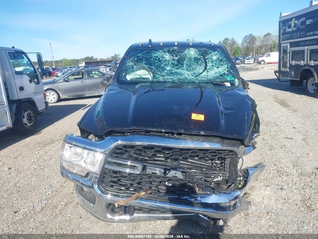 3C7WRNFL1RG357777 RAM 5500 Chassis Tradesman/slt/laramie/limited