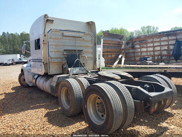 2013 Peterbilt 386 მანქანა იყიდება აუქციონზე, vin: 1XPHD49X2DD202821, აუქციონის ნომერი: 44697230