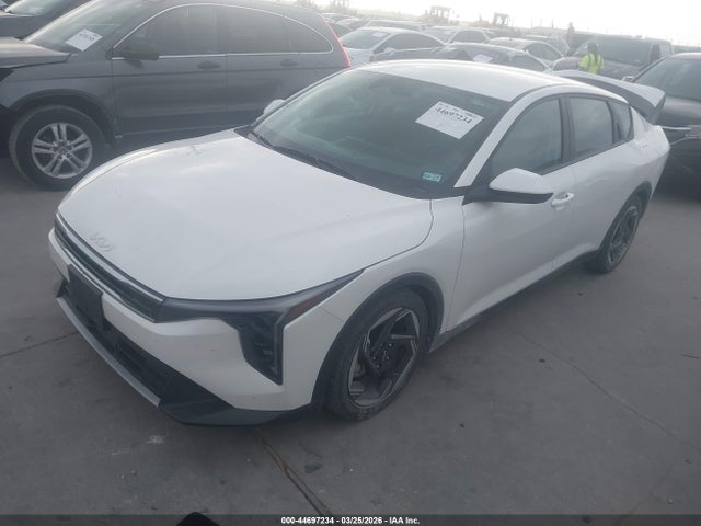 Продажа на аукционе авто 2025 Kia K4 Ex, vin: 3KPFU4DE6SE009081, номер лота: 44697234