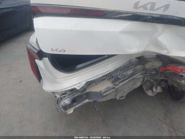 Продажа на аукционе авто 2025 Kia K4 Ex, vin: 3KPFU4DE6SE009081, номер лота: 44697234