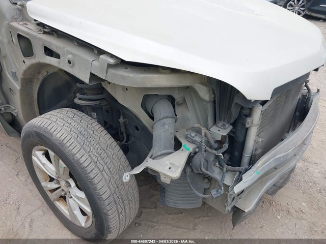 1GNALBEK6GZ104135 Chevrolet EQUINOX LS