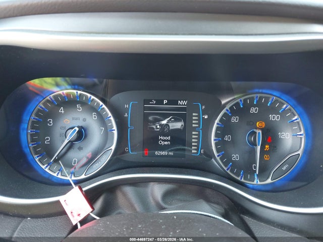 2017 Chrysler Pacifica Touring-l მანქანა იყიდება აუქციონზე, vin: 2C4RC1BG4HR610421, აუქციონის ნომერი: 44697247