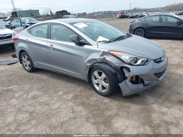 Продаж на аукціоні авто 2013 Hyundai Elantra Gls/limited, vin: KMHDH4AE7DU606272, номер лоту: 44697319