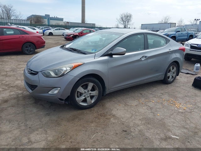 Продаж на аукціоні авто 2013 Hyundai Elantra Gls/limited, vin: KMHDH4AE7DU606272, номер лоту: 44697319