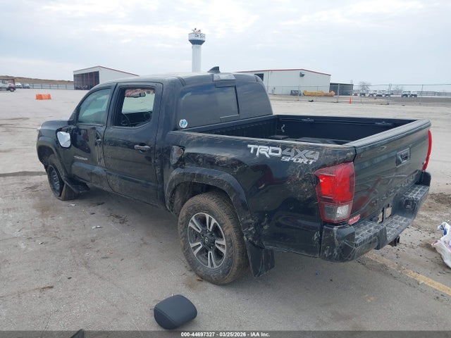 2019 Toyota Tacoma Trd Sport მანქანა იყიდება აუქციონზე, vin: 3TMCZ5AN3KM268583, აუქციონის ნომერი: 44697327