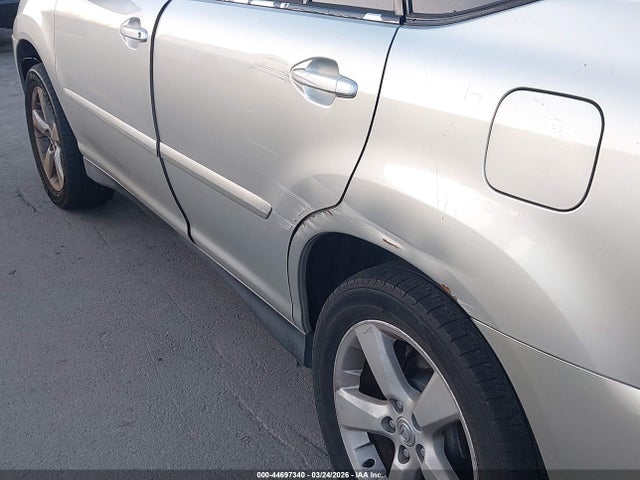 2004 Lexus Rx 330 მანქანა იყიდება აუქციონზე, vin: JTJGA31U840014035, აუქციონის ნომერი: 44697340