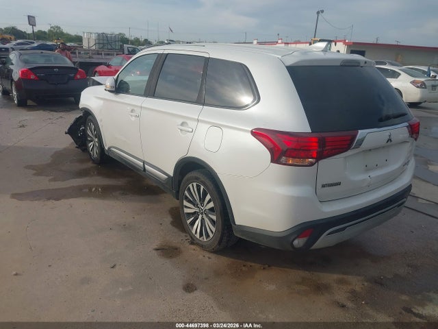 2019 MITSUBISHI OUTLANDER JA4AD3A37KZ055217 Photo 2